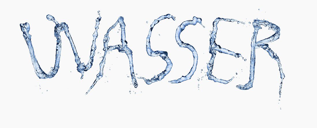 The word Wasser (water in German) written in water