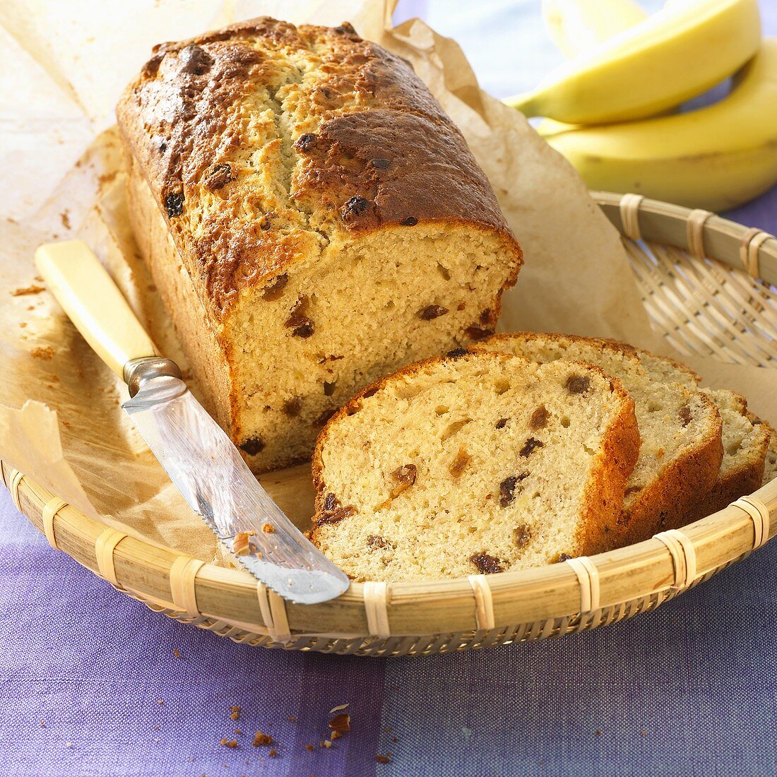 Bananenbrot im Brotkorb