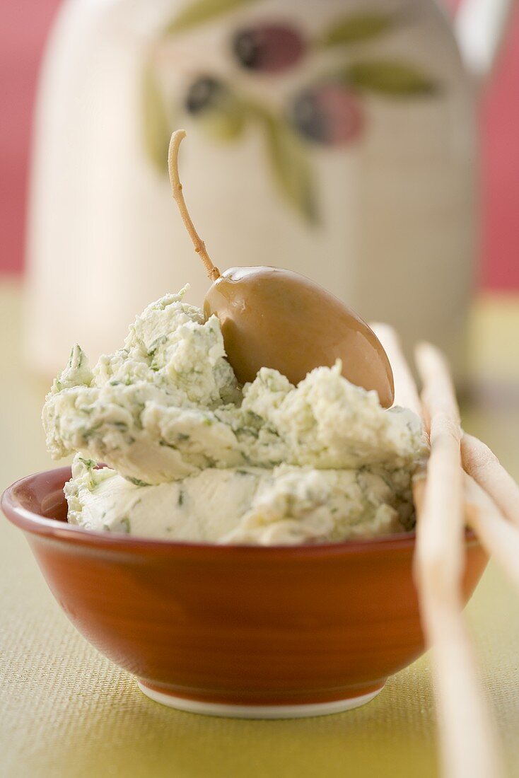Gorgonzola spread with olive and grissini