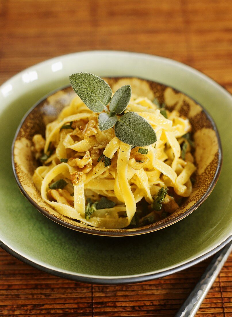 Tagliatelle with walnuts and sage