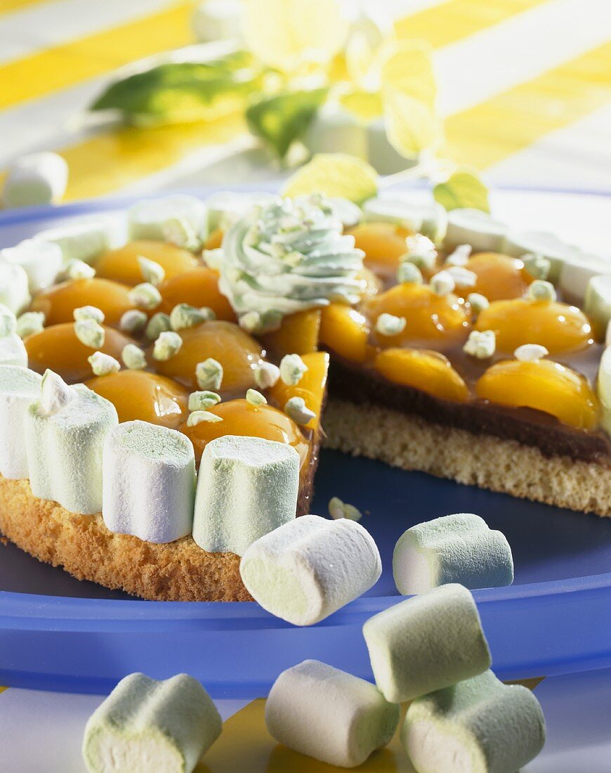 Apricot flan with marshmallows