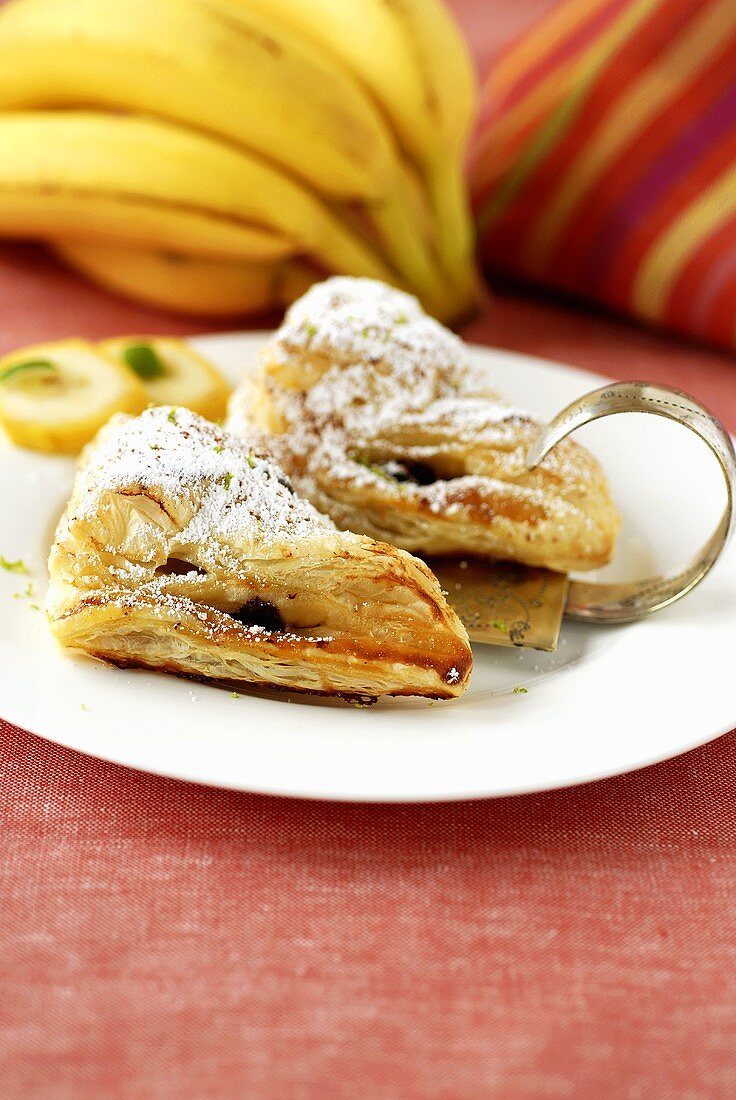 Blätterteigtaschen mit Bananenfüllung