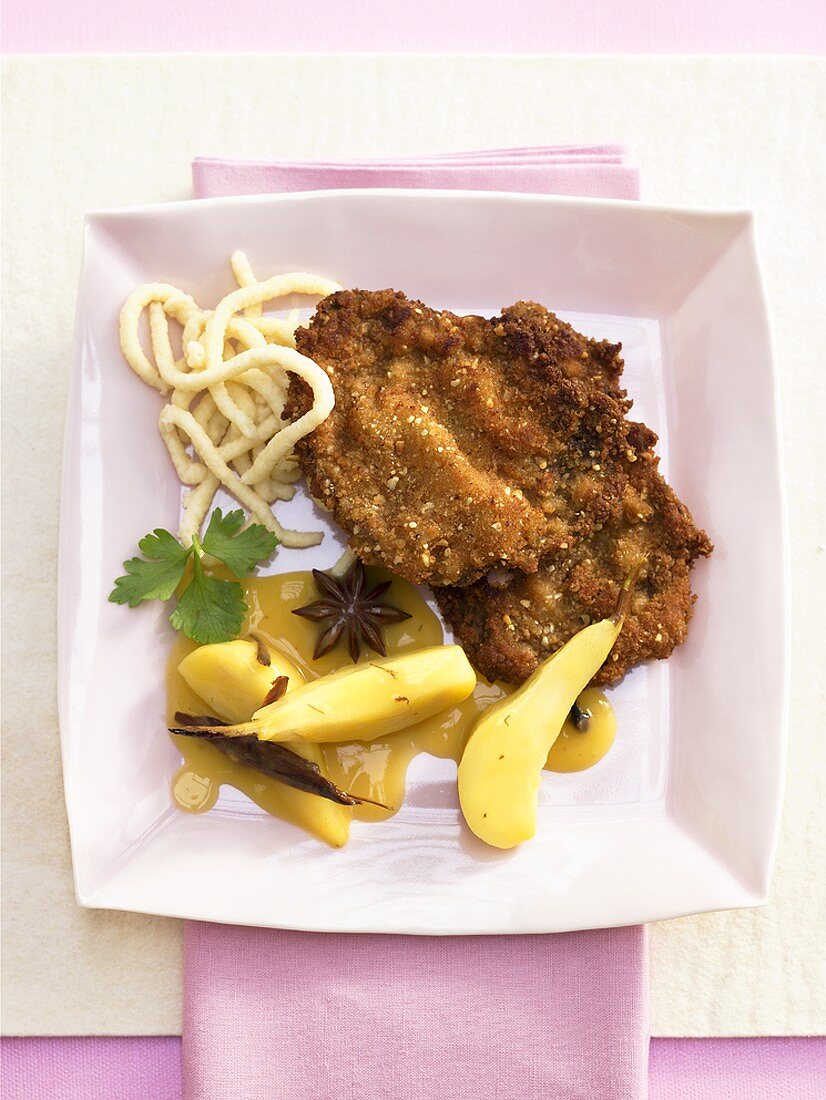 Hirschschnitzel mit Birnen und Spätzle