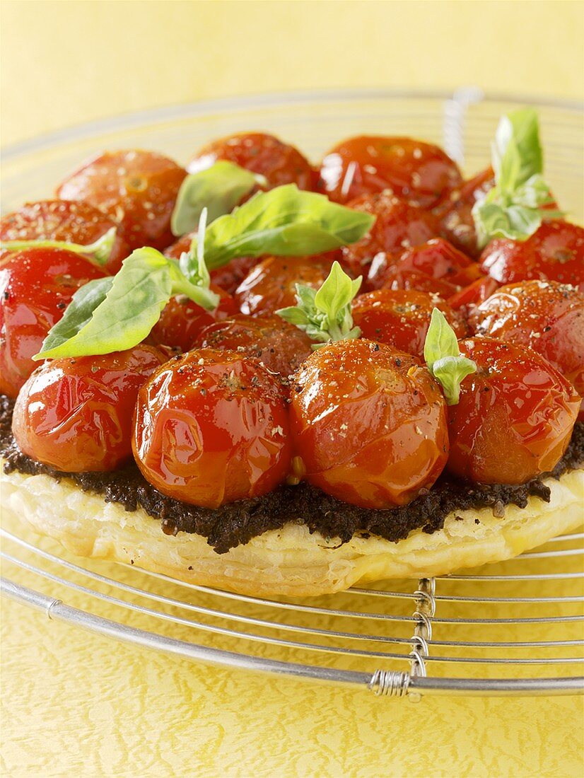 Tomato tart with tapenade and basil