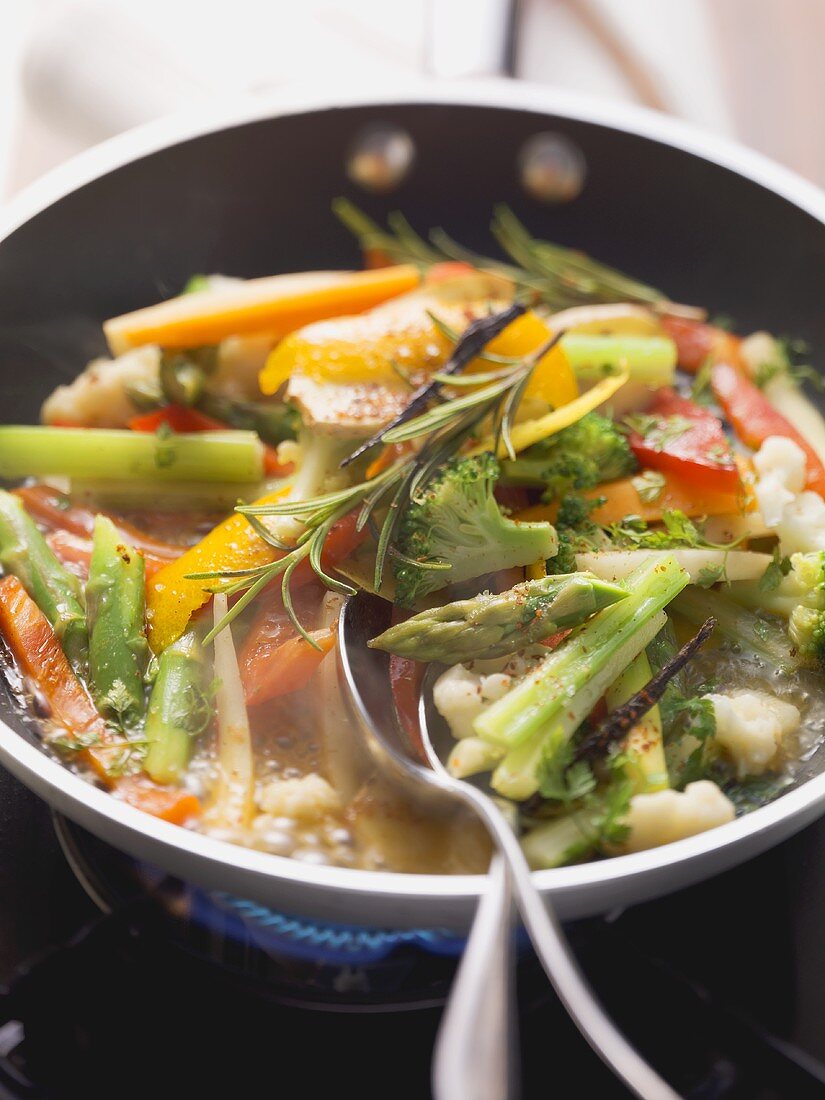 Pan-cooked mixed vegetables with rosemary