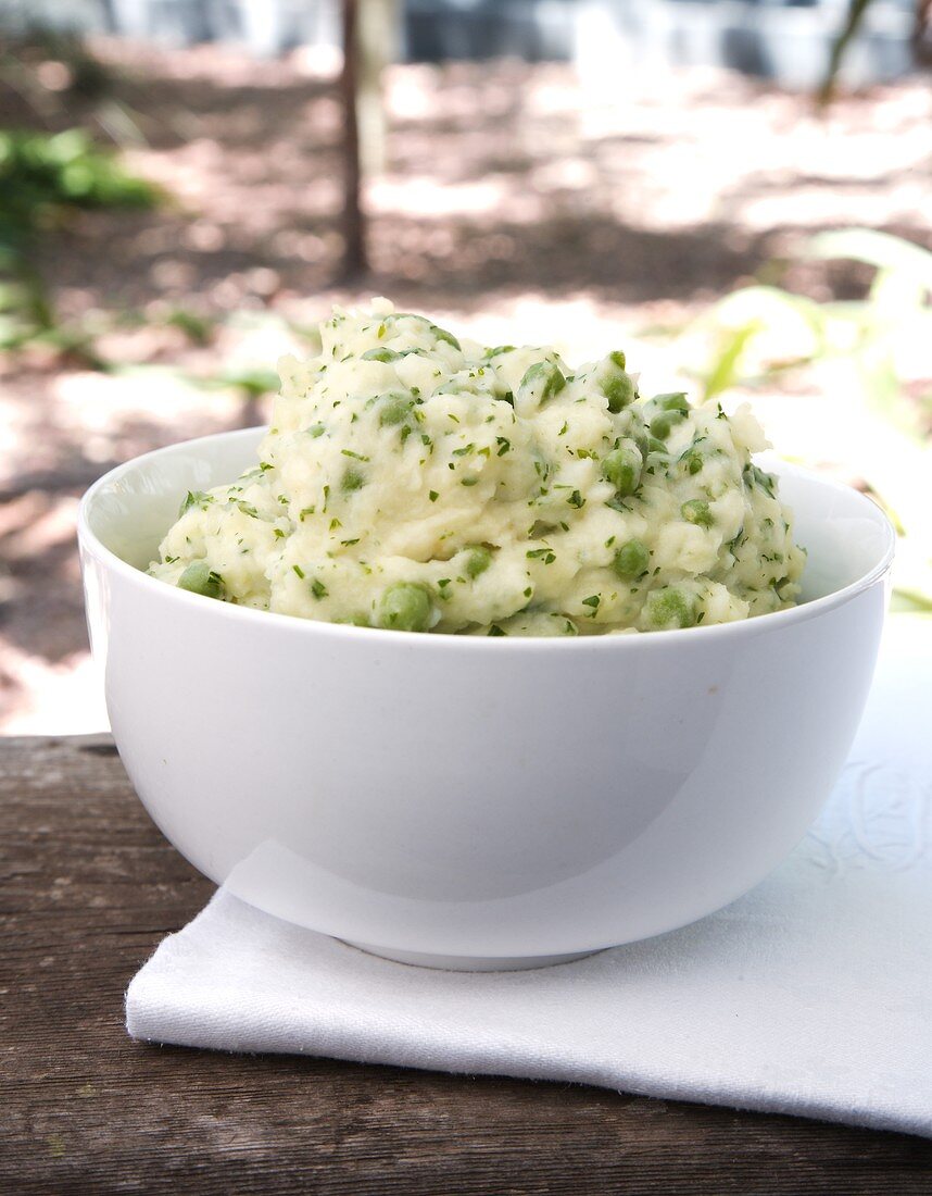 Mashed potatoes with parsley