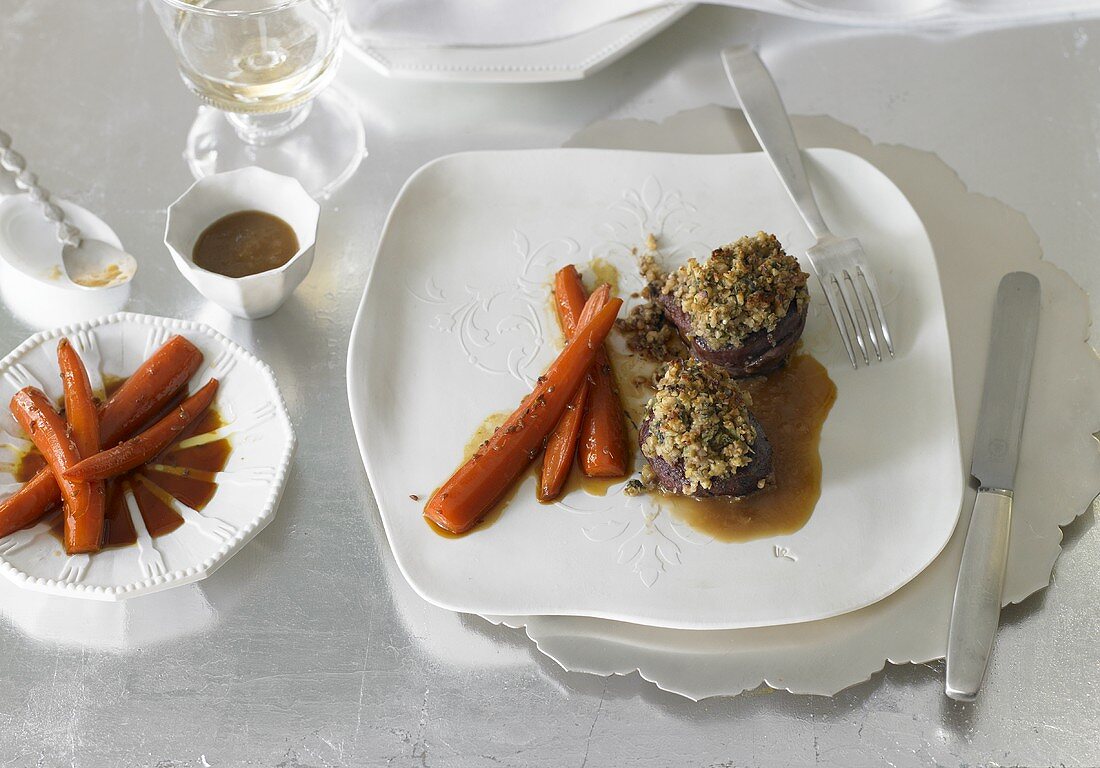 Venison medallions with carrots