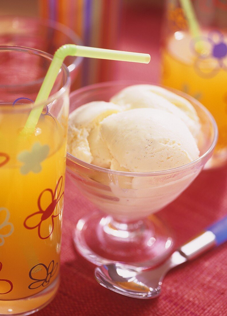 Vanilla ice cream and orangeade