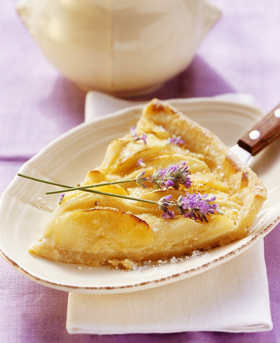 Apple and pear tart with lavender