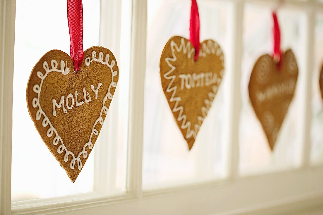 Decorated heart-shaped biscuits