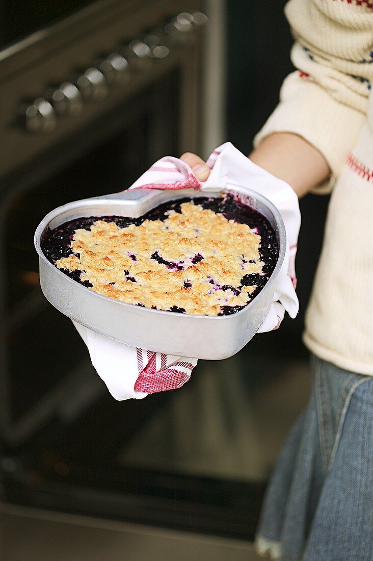 Heart-shaped blueberry crumble