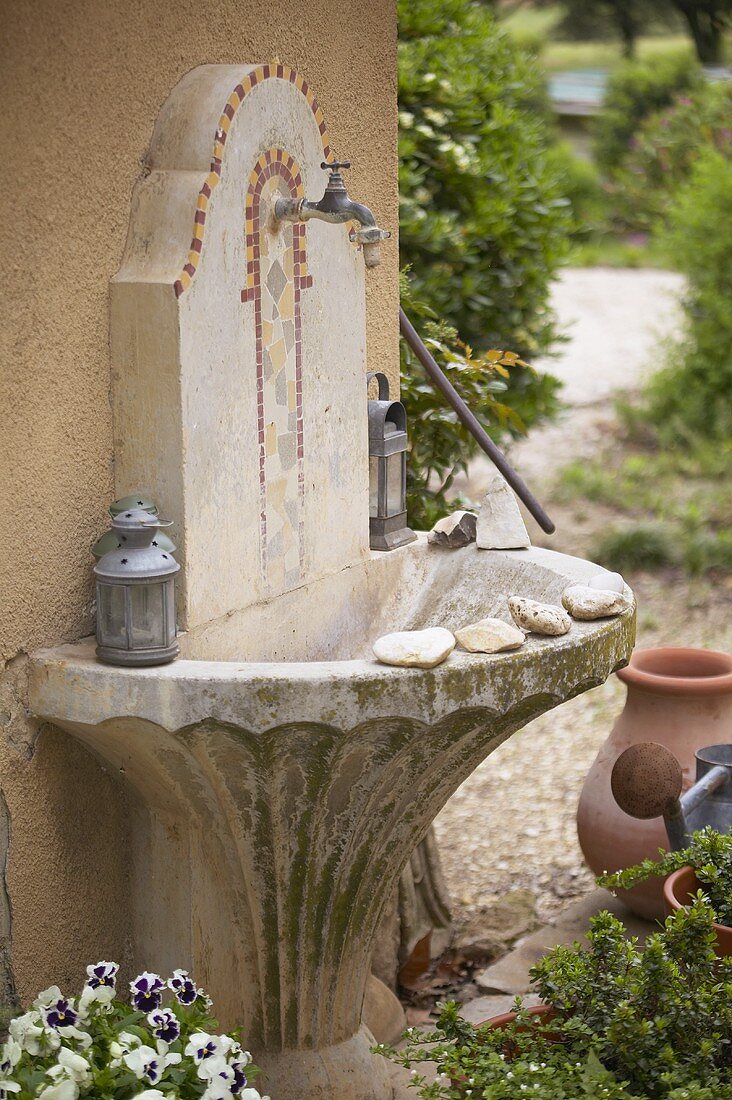 Brunnen im Garten