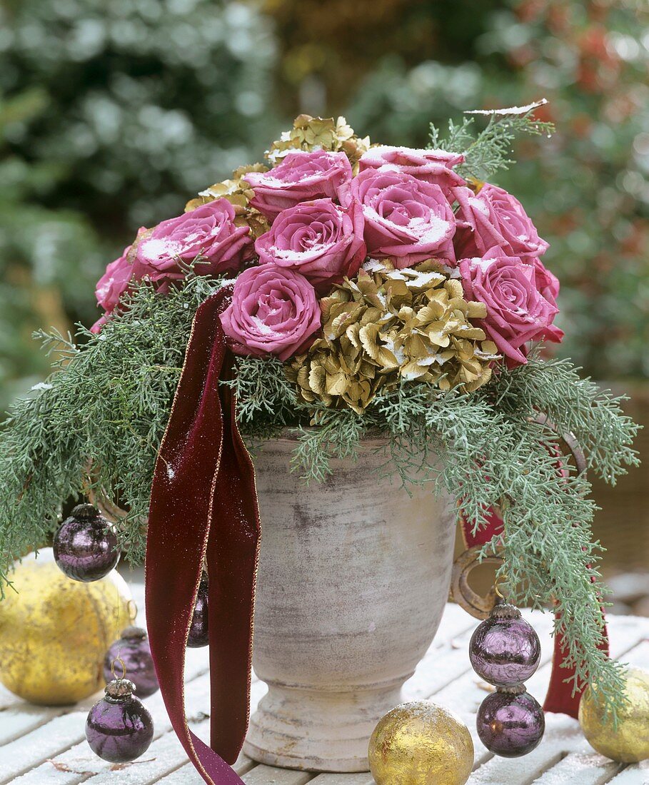 Christmassy arrangement of roses