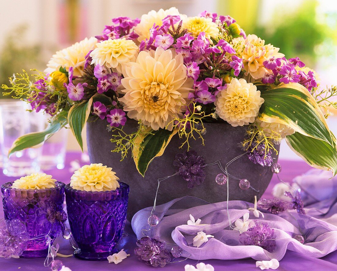 Jardinière with Phlox, dahlias and Hosta leaves