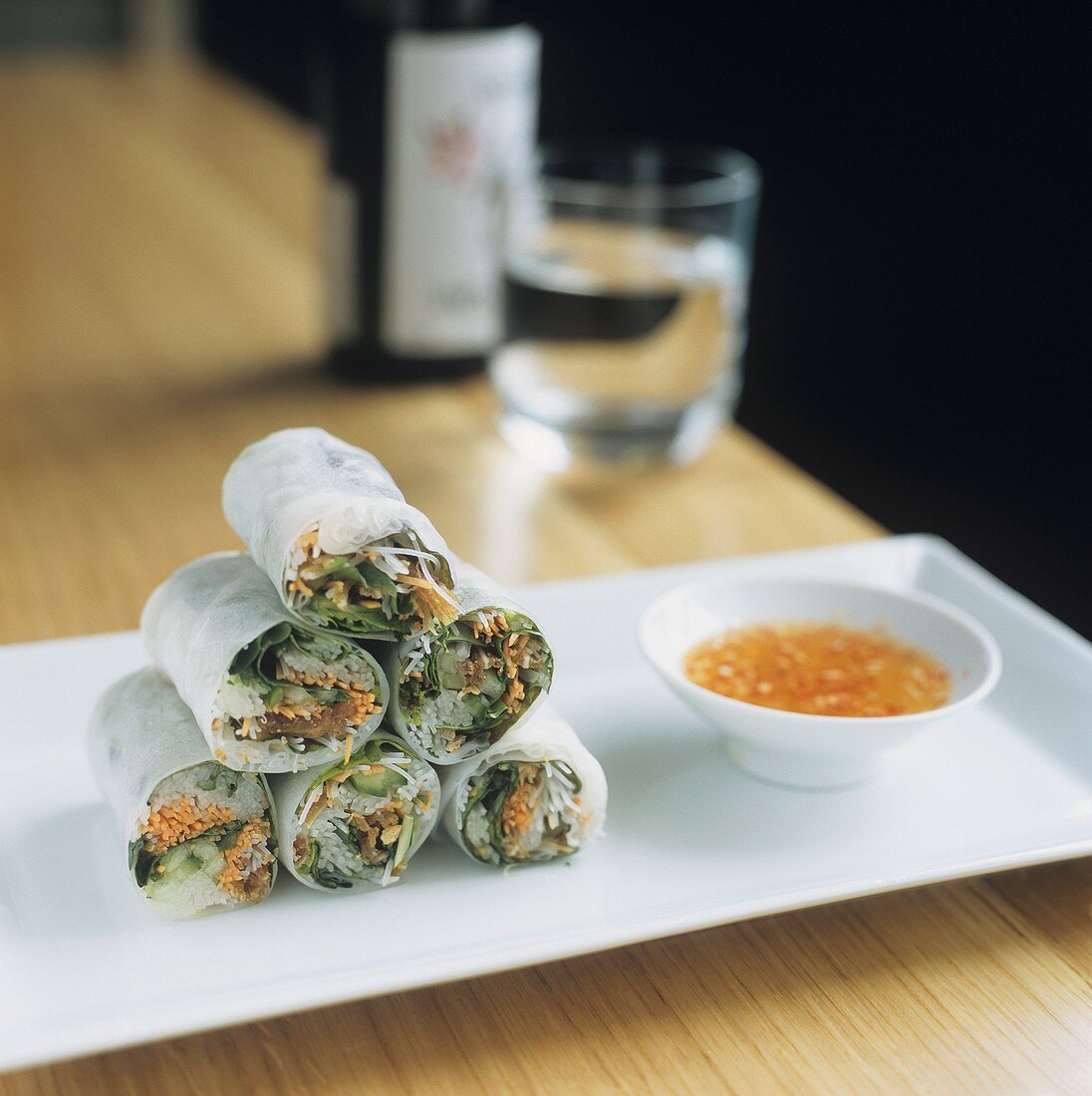 Rice paper rolls with daikon radish & sweet & sour chilli sauce