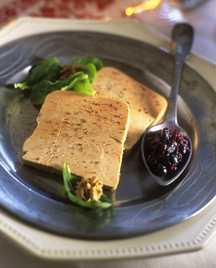 Foie gras with berry chutney