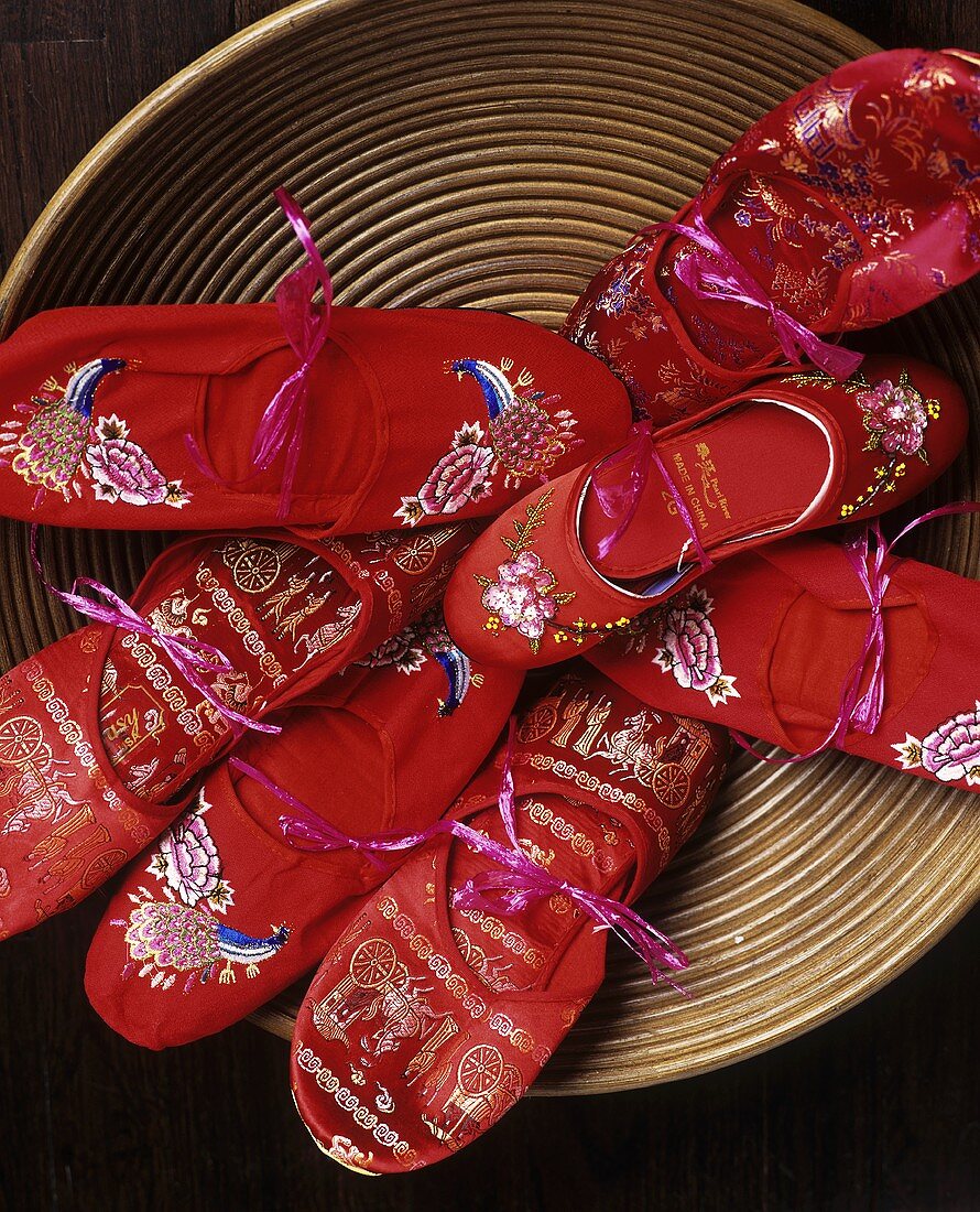 Chinese slippers