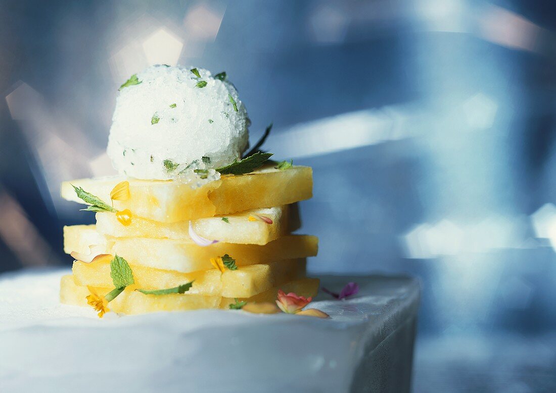 Sorbet with mint and pineapple slices