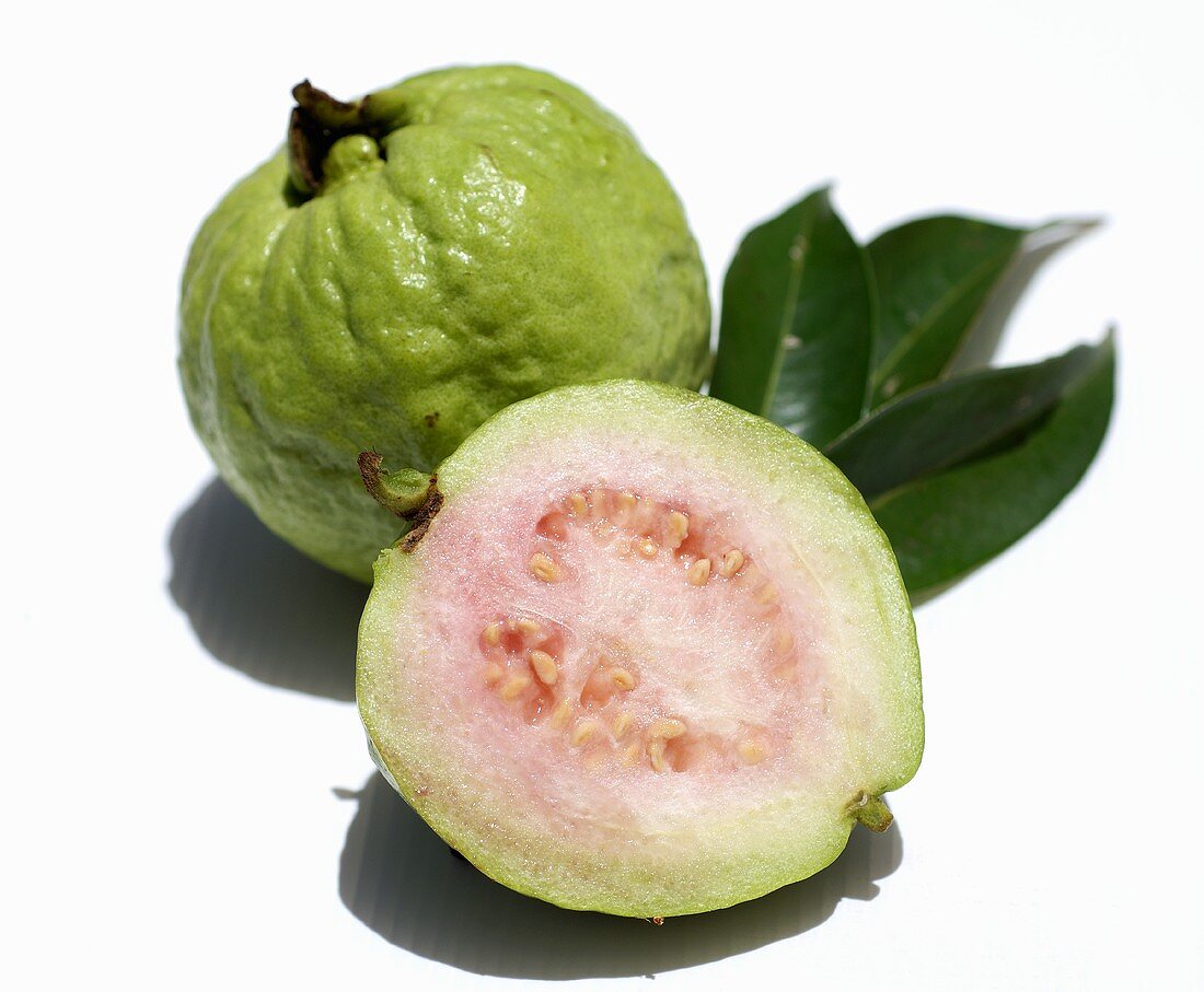 Guavas, whole and half