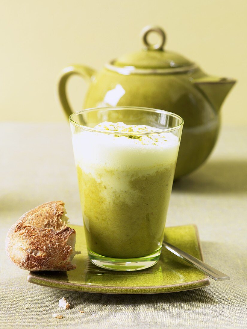 Asparagus cappuccino (Creamed asparagus soup with milk froth)