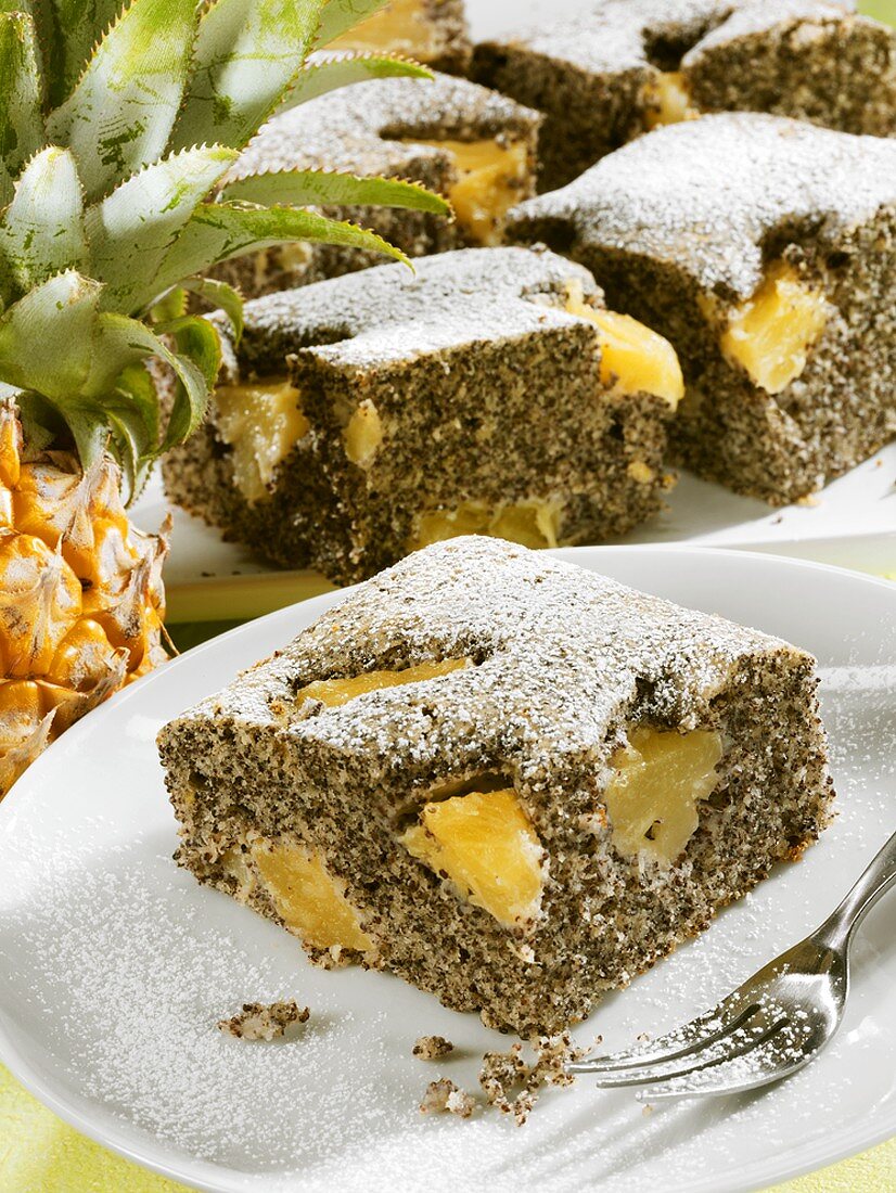 Pineapple poppy seed cake