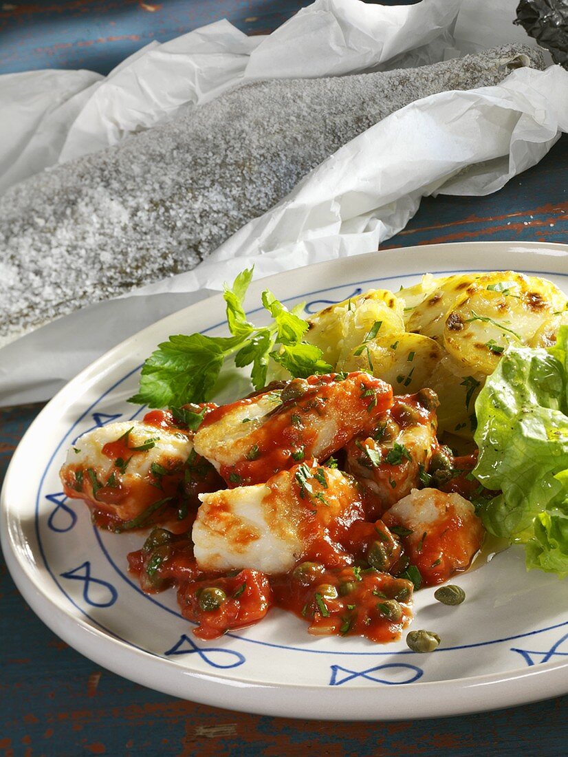 Stockfisch mit Kartoffeln und Tomatensauce