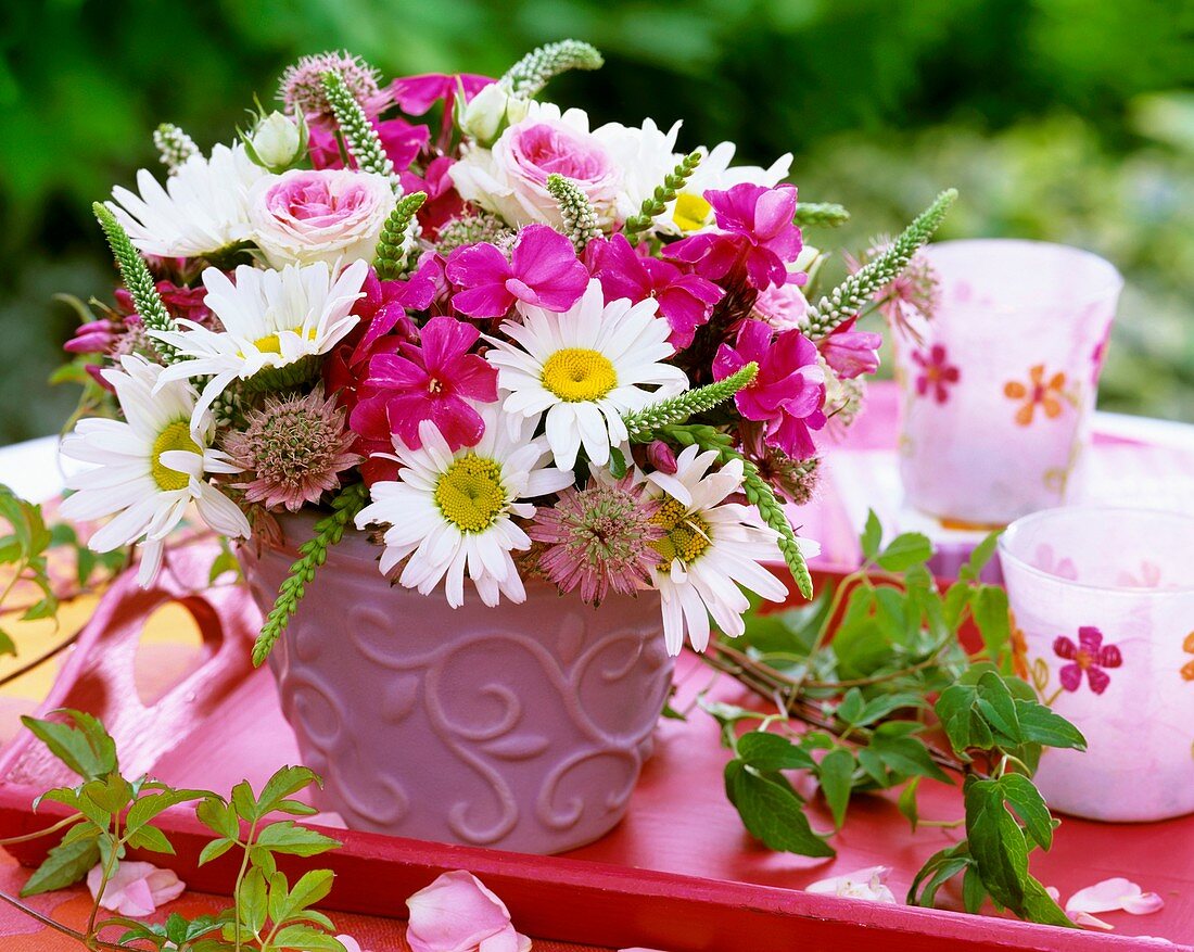 Arrangement of marguerites, phlox, astrantia and veronica