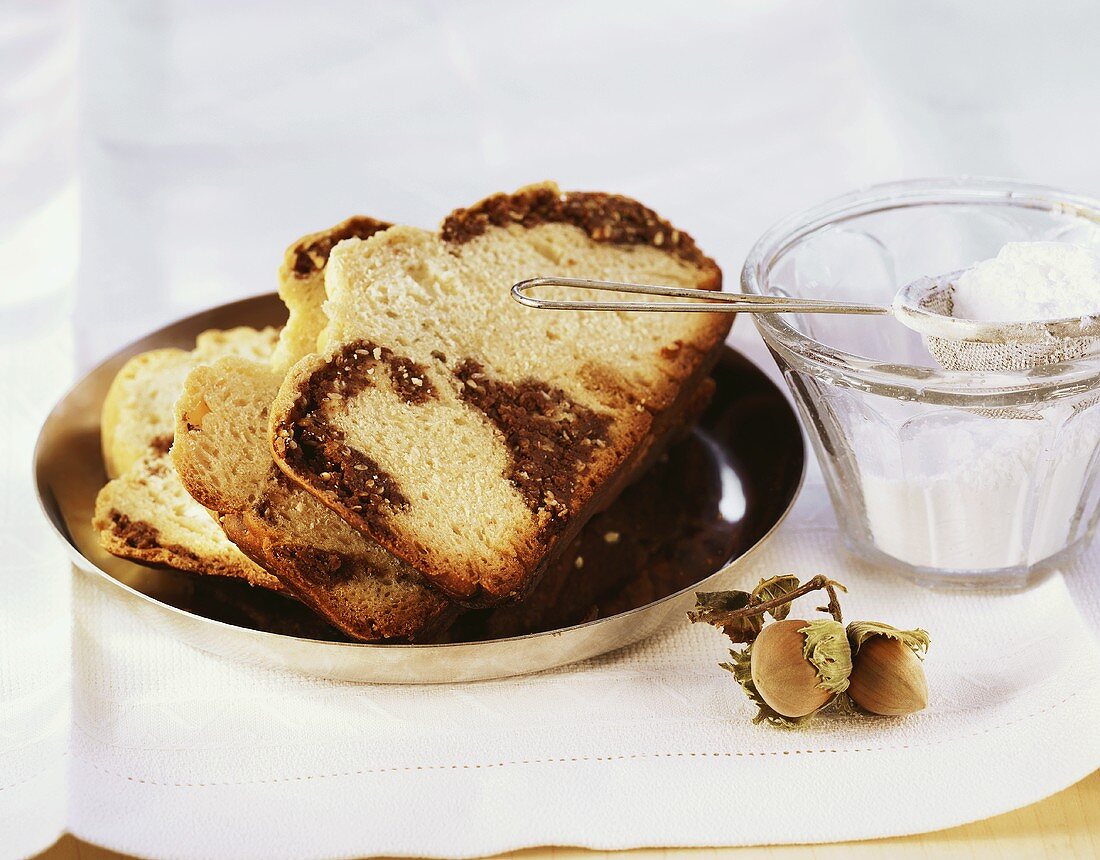 Jo-Jo-Brot mit nussiger Füllung