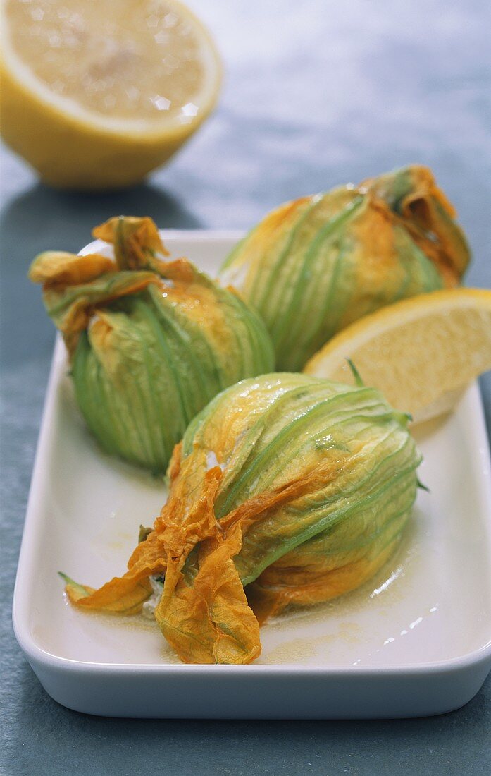 Stuffed courgette flowers