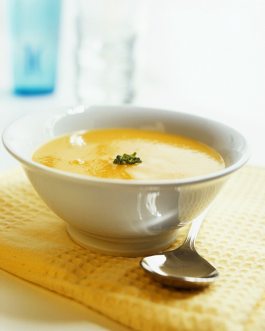 Potato and carrot cream soup