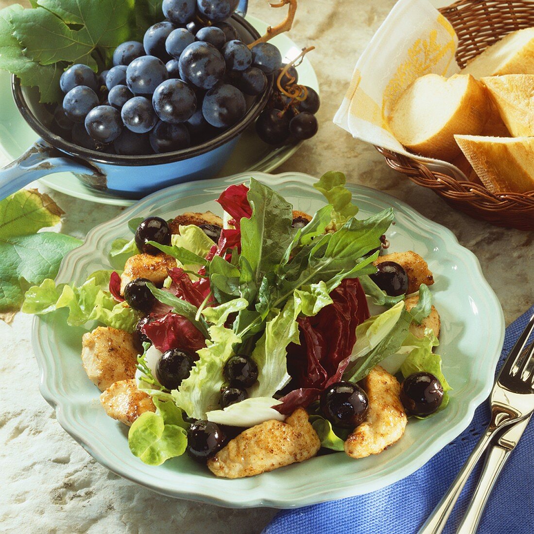 Grape salad with chicken breast