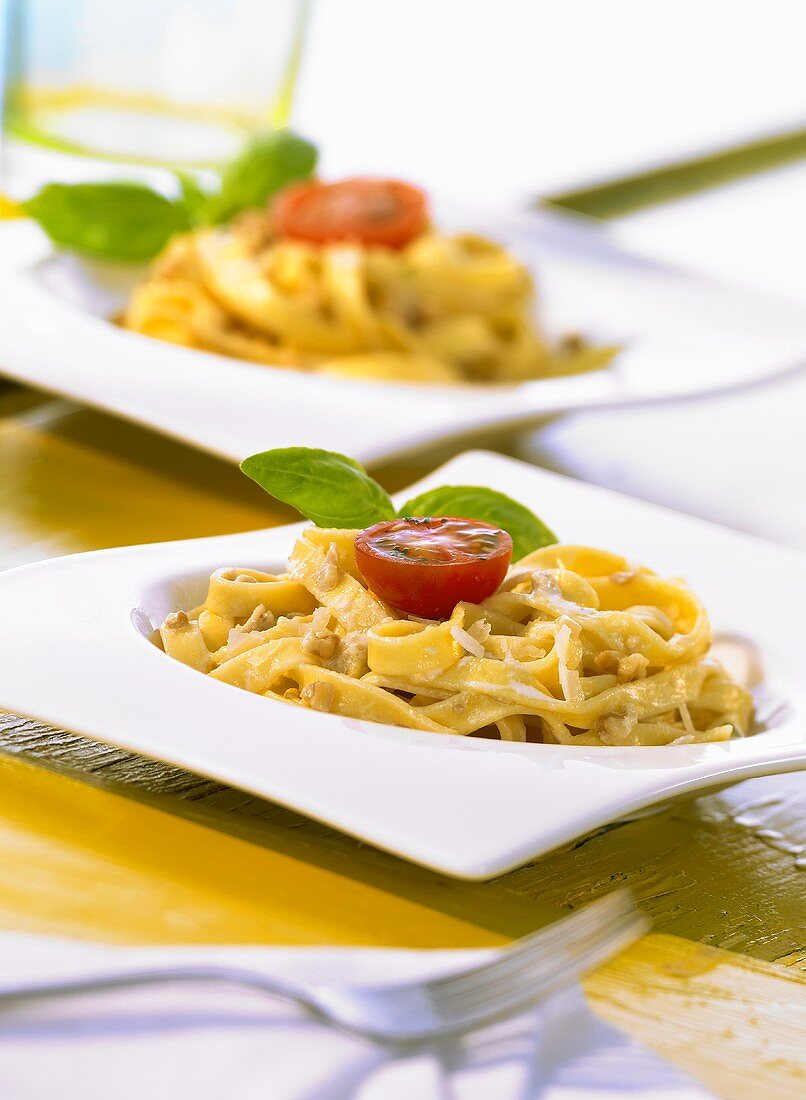 Tagliatelle with walnut sauce