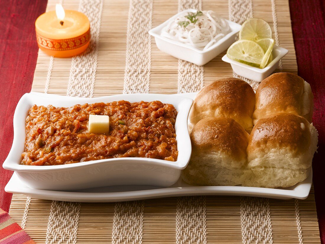 Pav bhaji (Potato curry with bread, India)