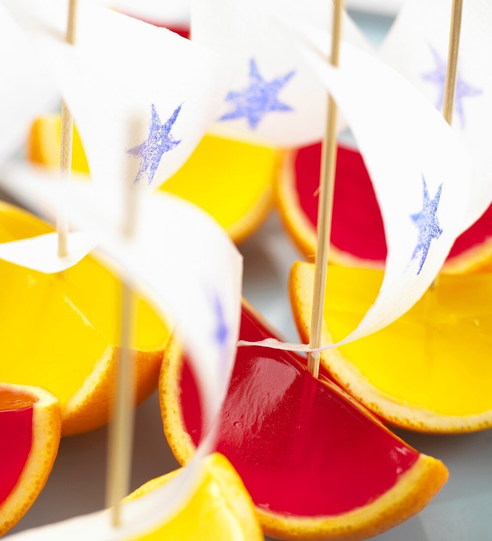 Fruit jelly boats (close-up)