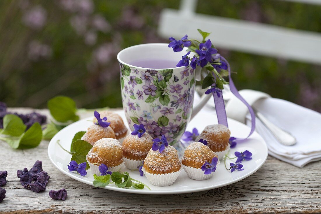 Violet muffins for Easter