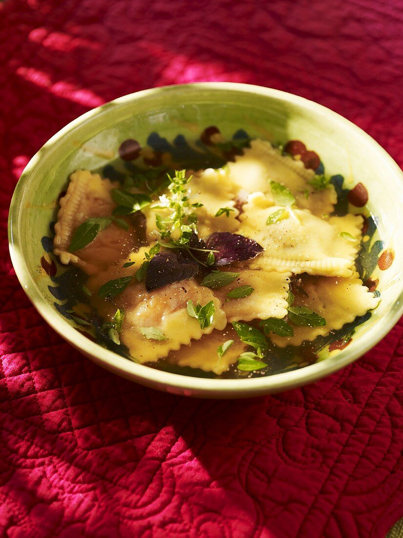 Ravioli with herbs