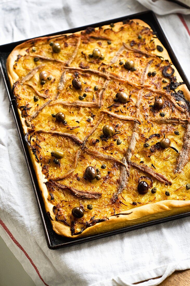 Pissaladière (Zwiebelkuchen mit Sardellen, Nizza)