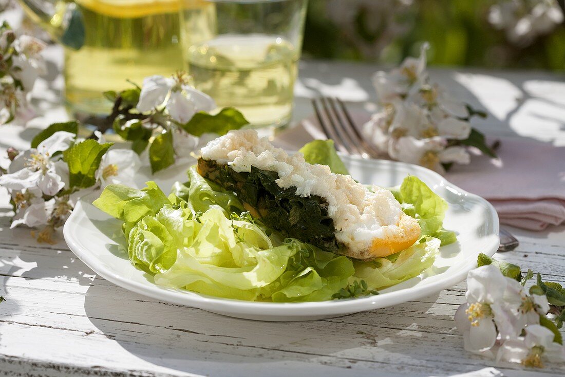 Salat mit Spinatauflauf