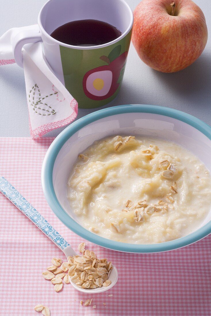 Porridge with apple and banana puree