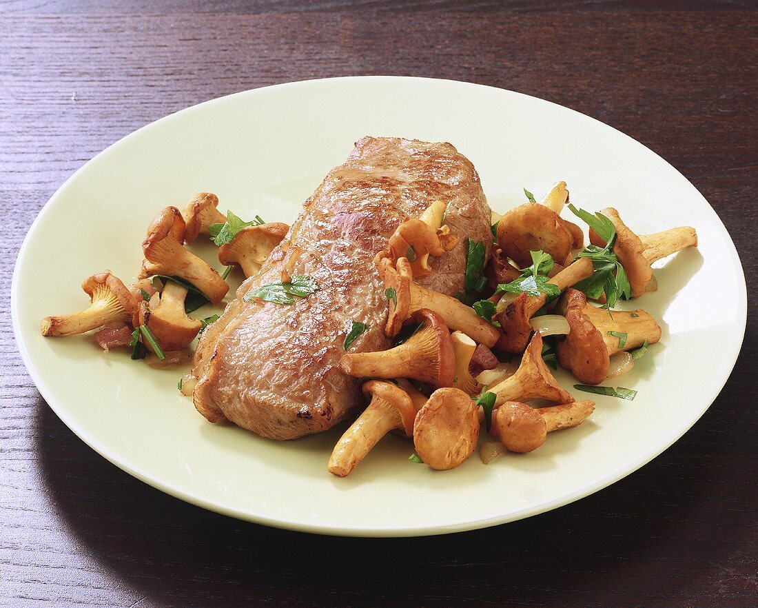 Veal with chanterelles