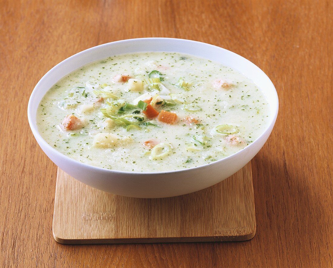 Semolina soup with vegetables