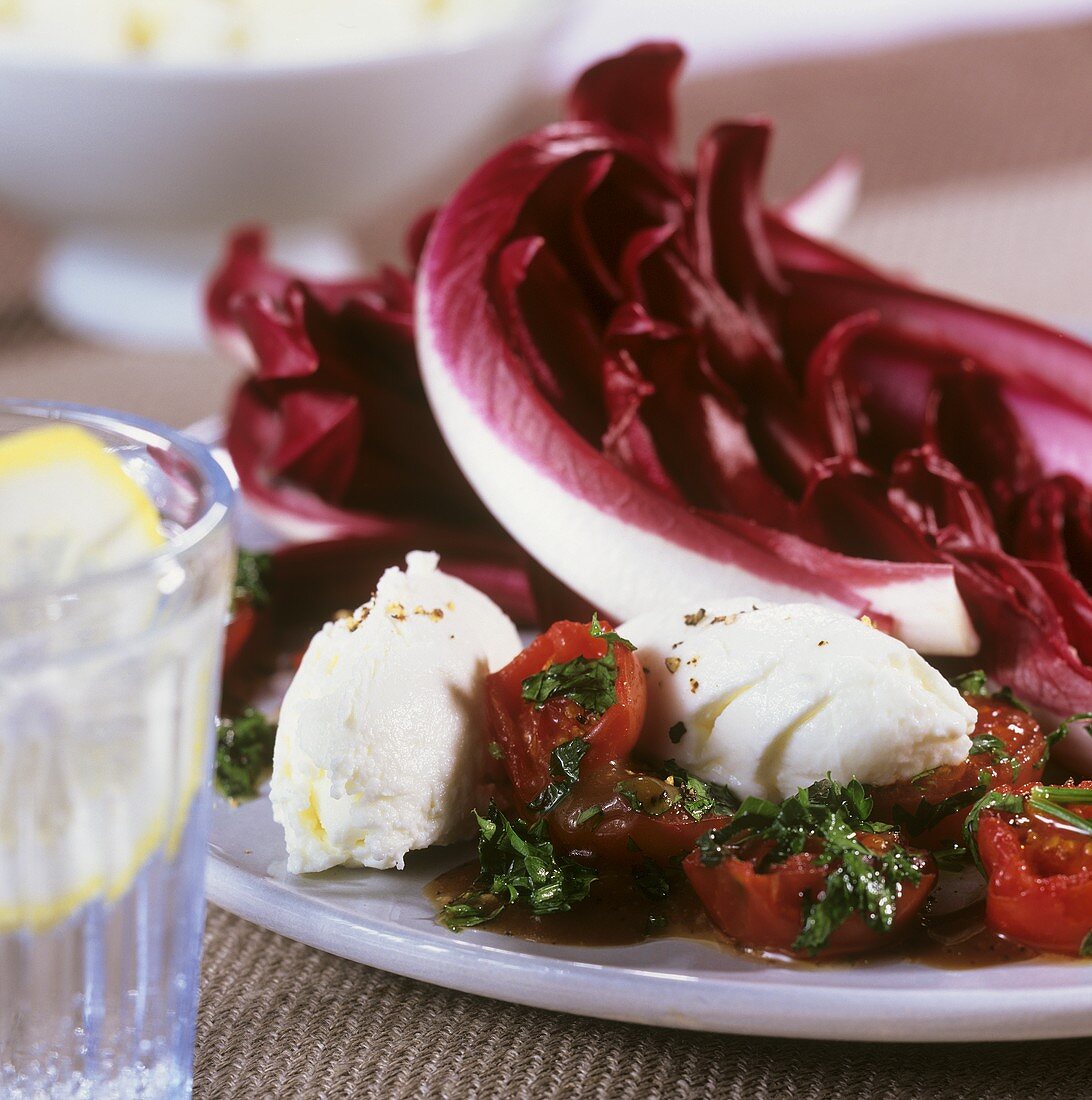 Grilled tomatoes with ricotta