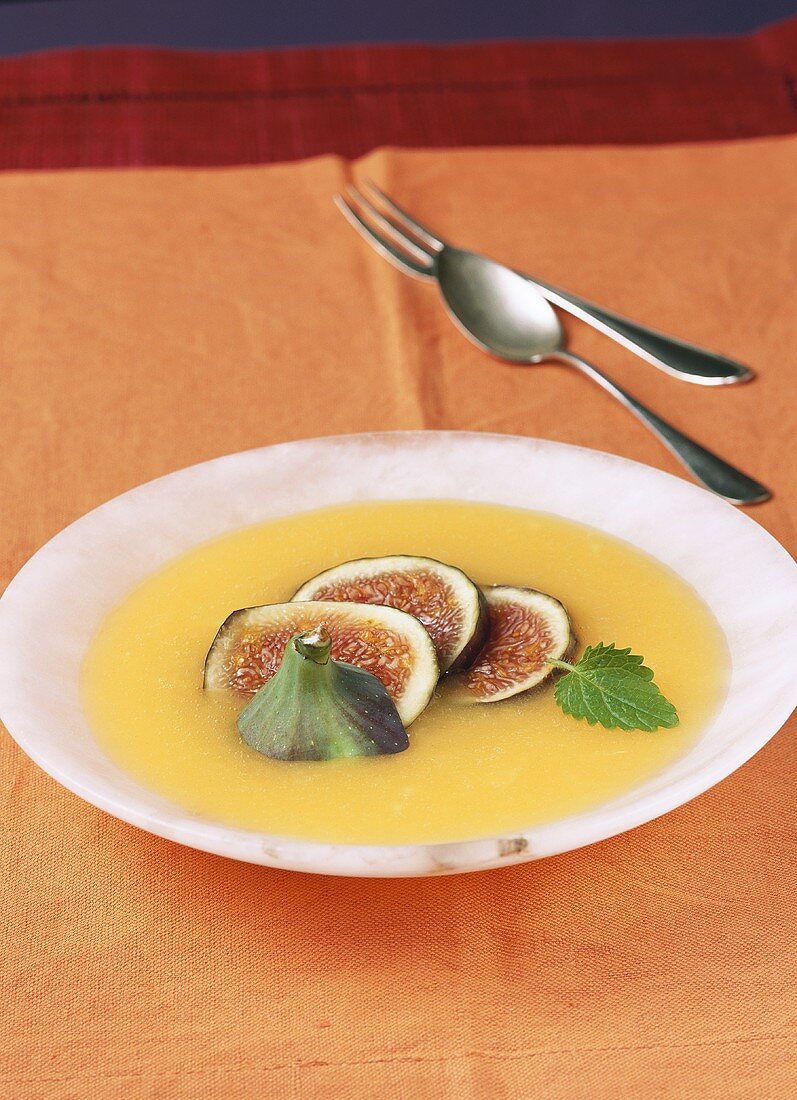 Cold orange soup with figs