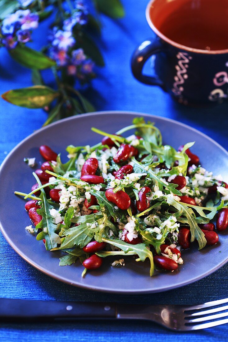 Rocket and red kidney bean salad