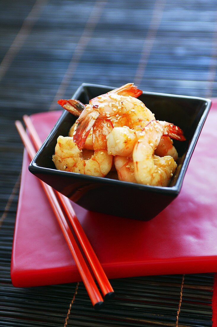 Honey and sesame prawns (China)