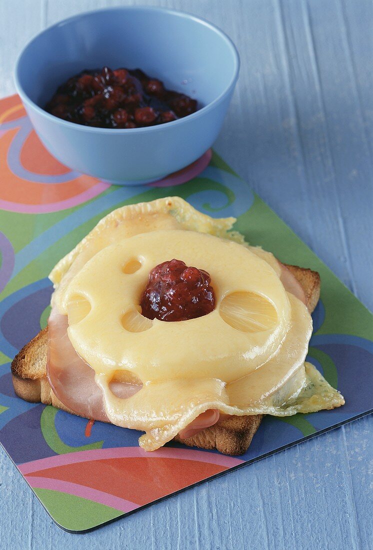 Toast Hawaii with cranberries