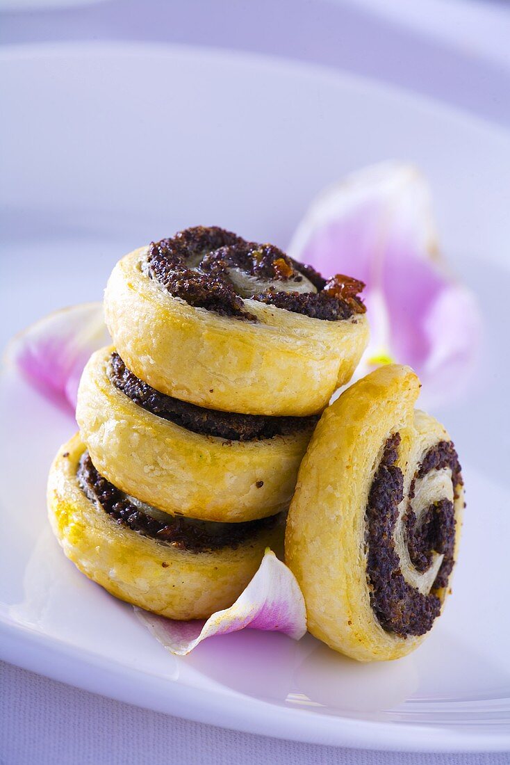 Poppy seed and raisin pinwheels