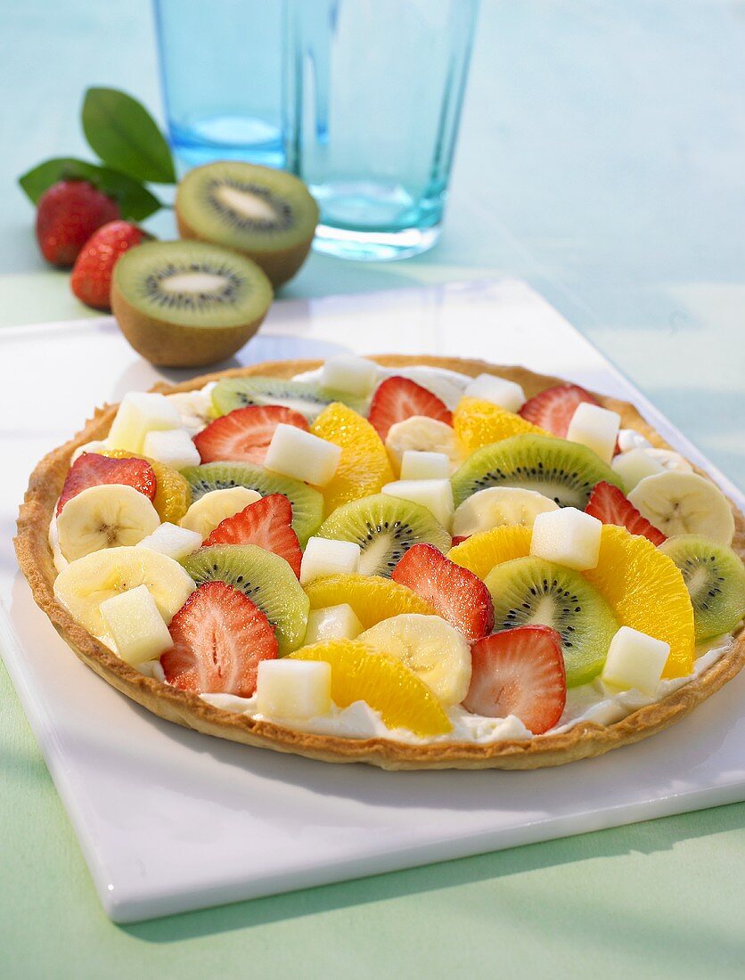 Fruity pizza