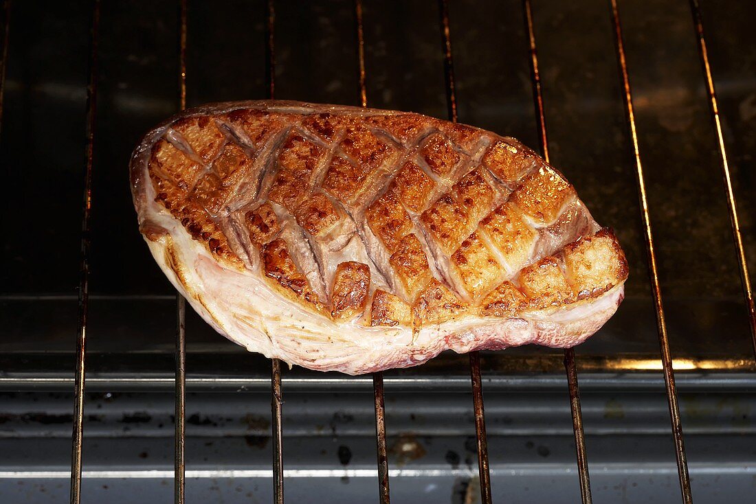Cooking seared duck breast in the oven
