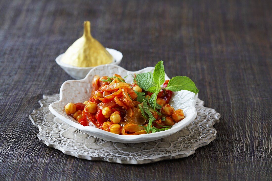 Chick-pea and tomato curry